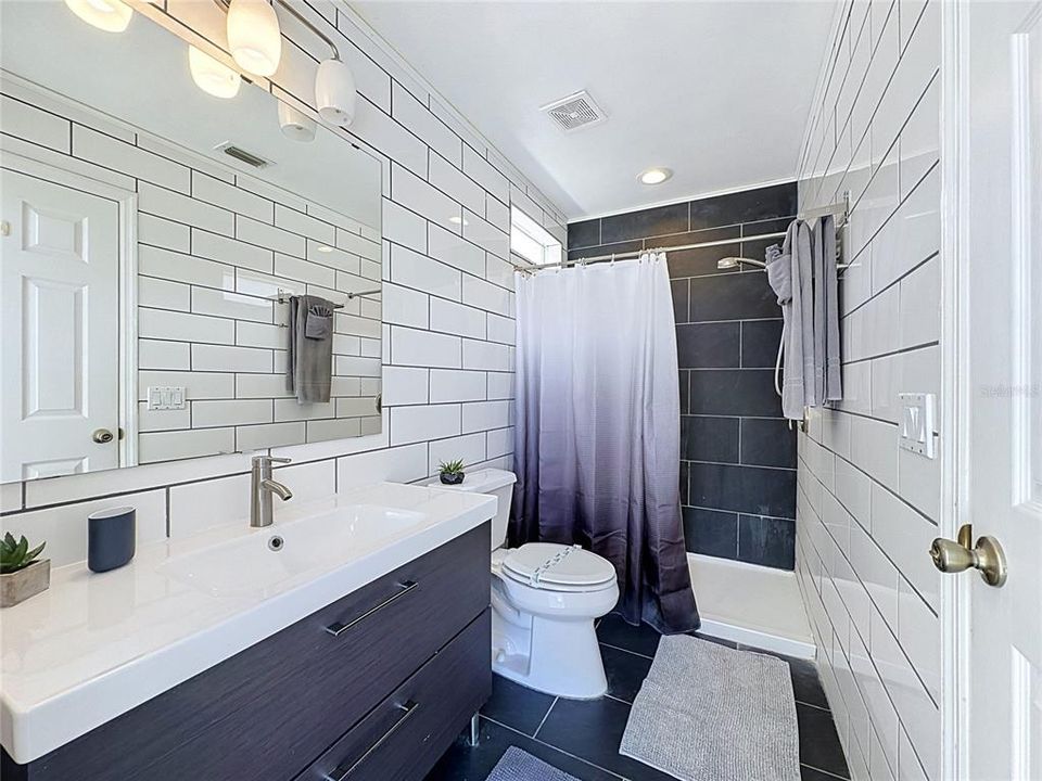 For Sale: $369,000 (4 beds, 3 baths, 1542 Square Feet)