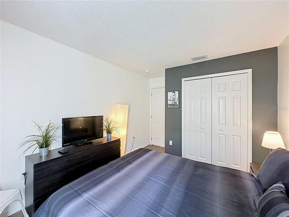 For Sale: $369,000 (4 beds, 3 baths, 1542 Square Feet)