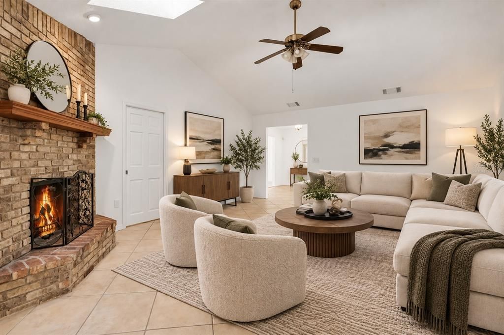 For Sale: $669,900 (4 beds, 2 baths, 2495 Square Feet)