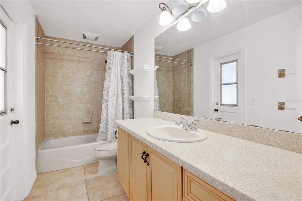 For Sale: $669,900 (4 beds, 2 baths, 2495 Square Feet)