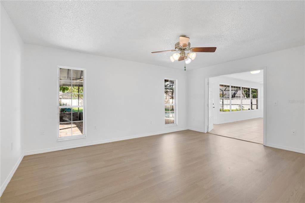 For Sale: $669,900 (4 beds, 2 baths, 2495 Square Feet)