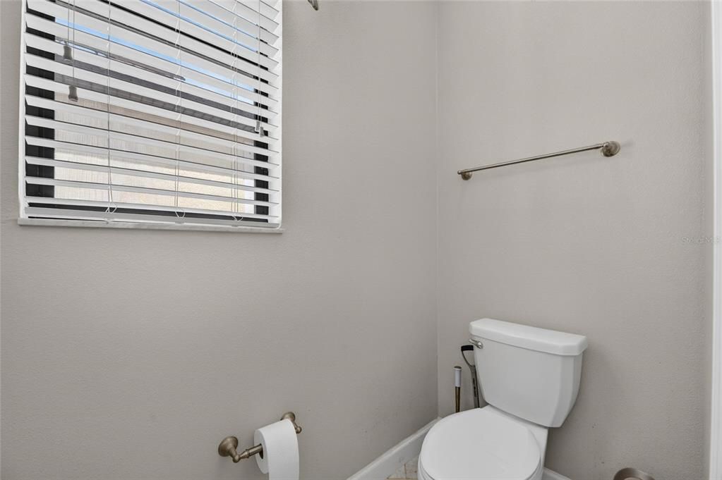 For Sale: $355,000 (3 beds, 2 baths, 1752 Square Feet)