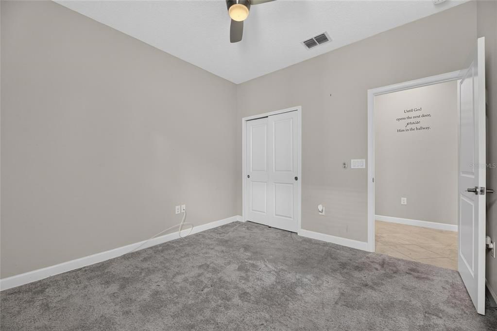 For Sale: $355,000 (3 beds, 2 baths, 1752 Square Feet)