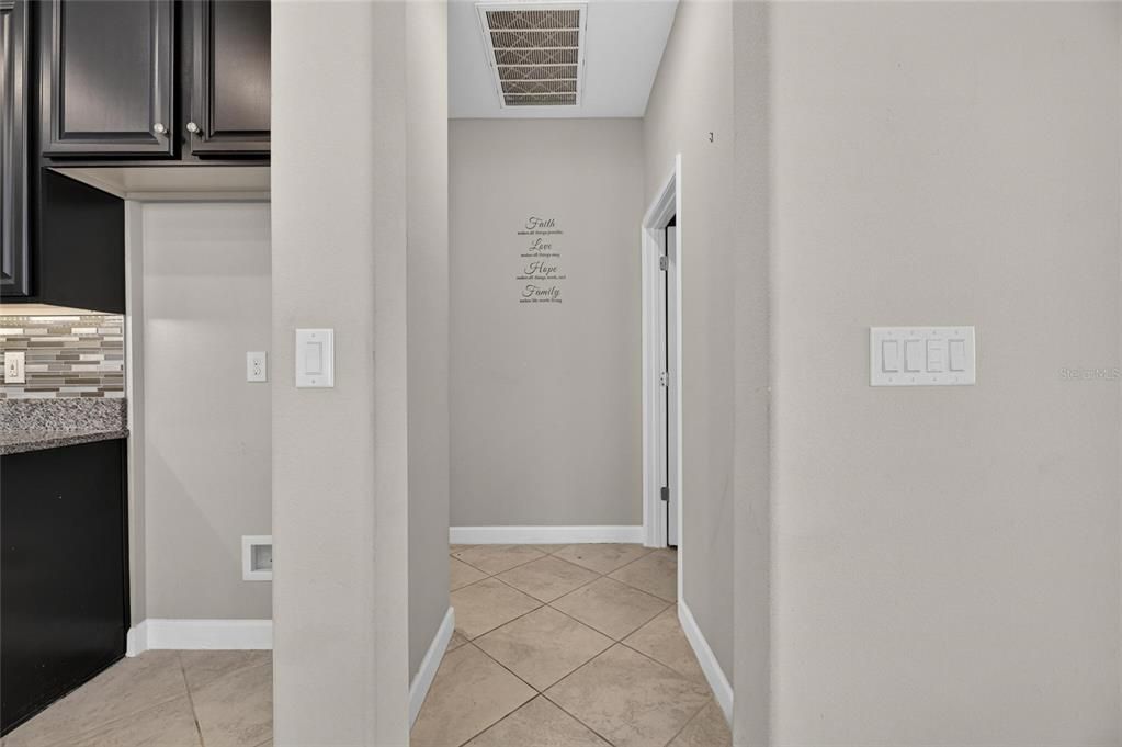 For Sale: $355,000 (3 beds, 2 baths, 1752 Square Feet)