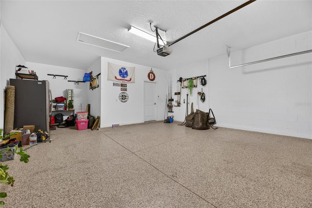 For Sale: $355,000 (3 beds, 2 baths, 1752 Square Feet)