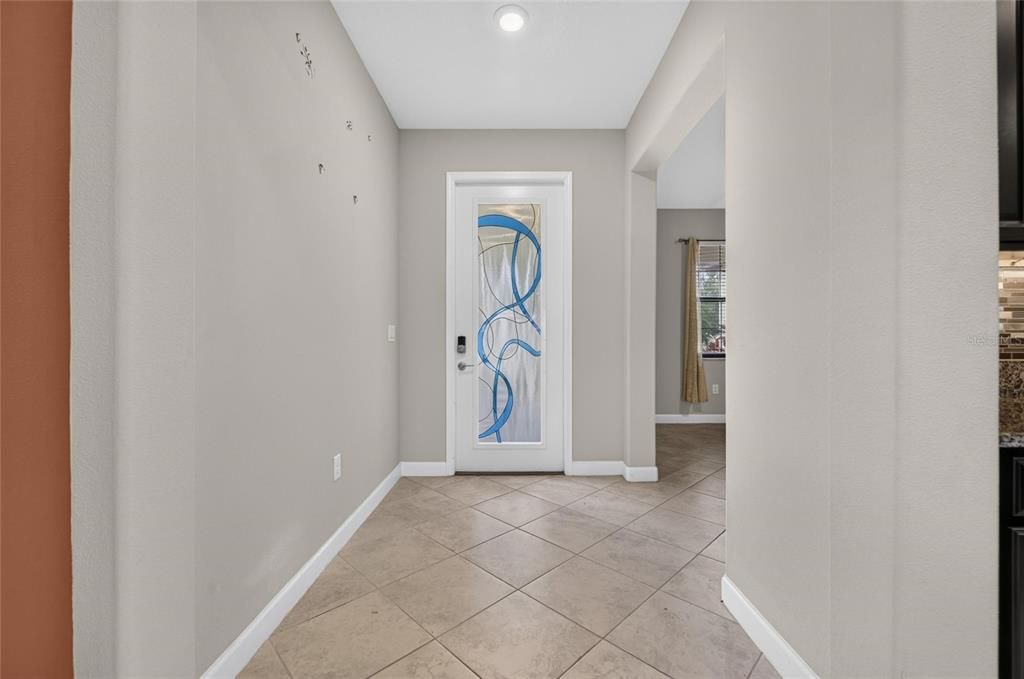For Sale: $355,000 (3 beds, 2 baths, 1752 Square Feet)