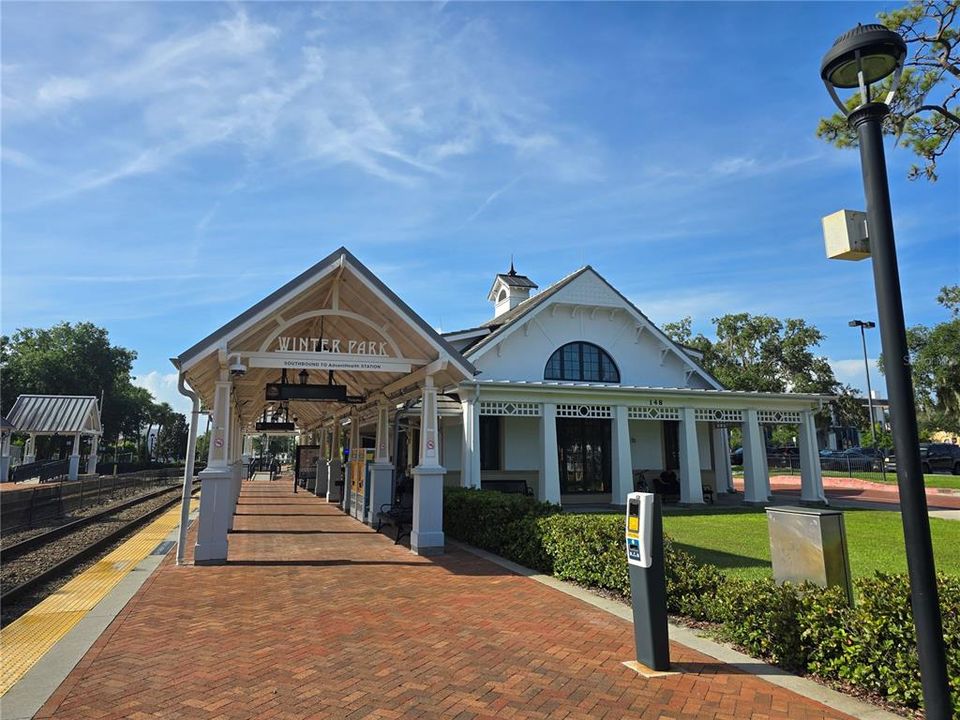 For Sale: $450,000 (0.11 acres)