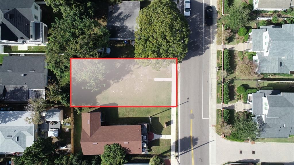 待售: $450,000 (0.11 acres)