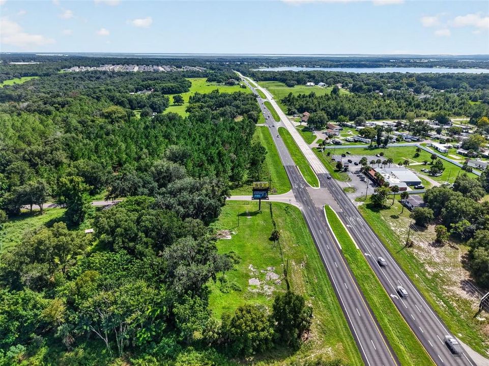 En Venta: $290,000 (0.74 acres)