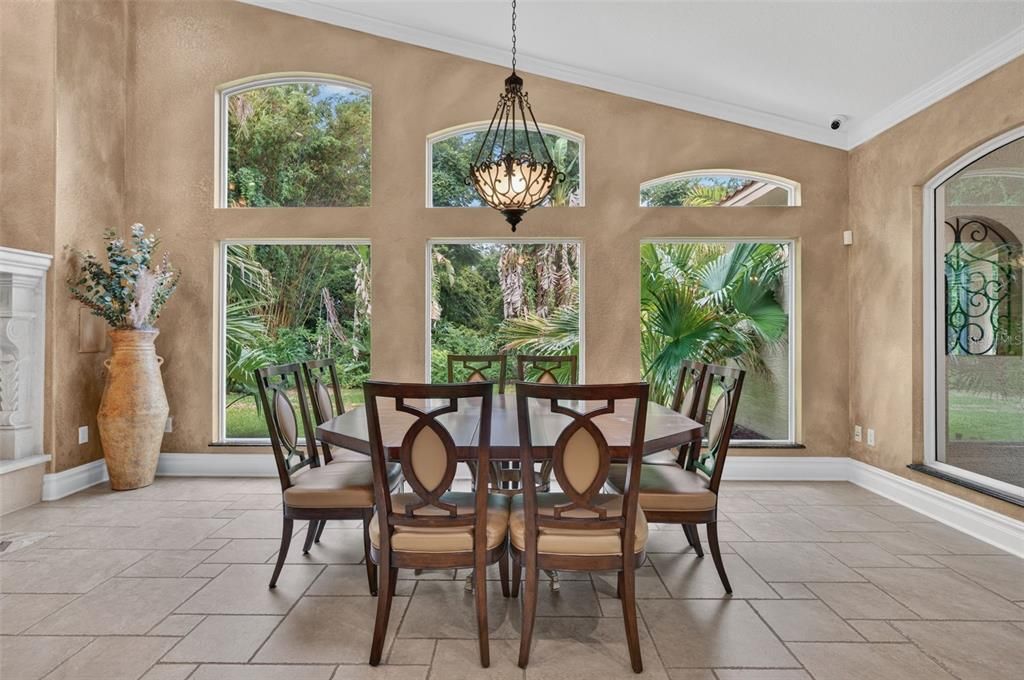 For Sale: $1,690,000 (5 beds, 5 baths, 5825 Square Feet)