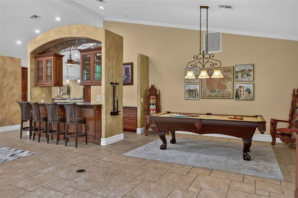 For Sale: $1,690,000 (5 beds, 5 baths, 5825 Square Feet)