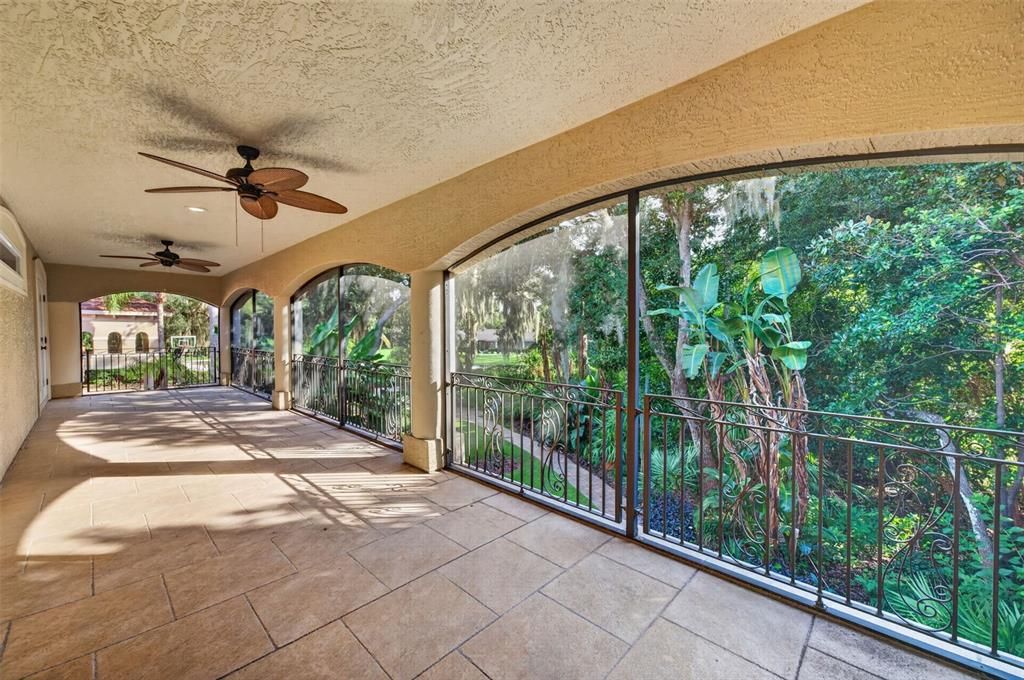 For Sale: $1,690,000 (5 beds, 5 baths, 5825 Square Feet)