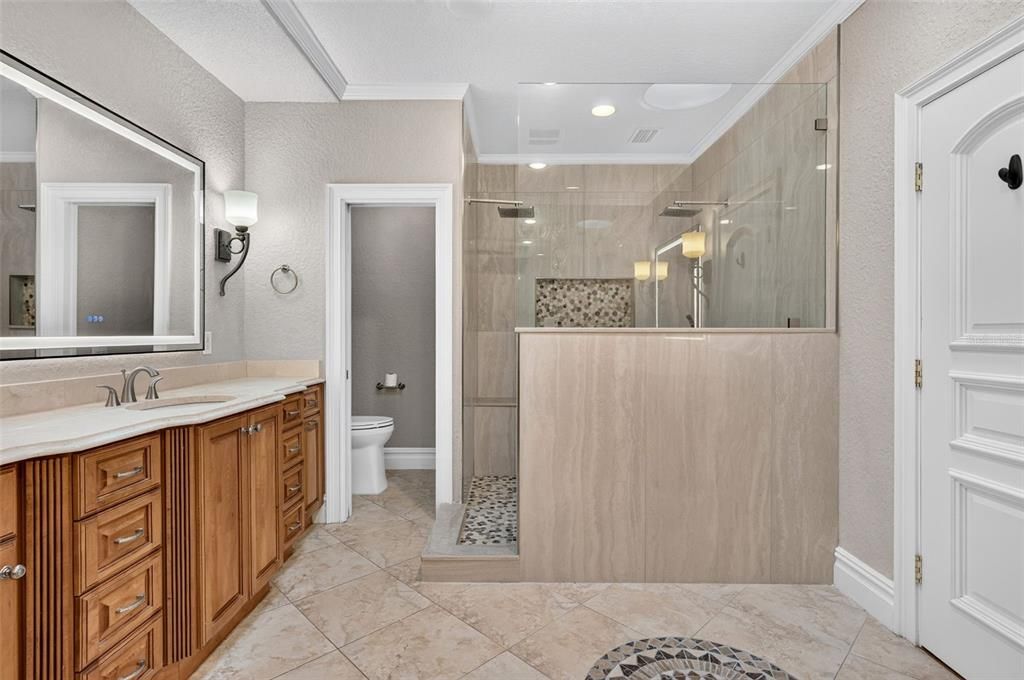 For Sale: $1,690,000 (5 beds, 5 baths, 5825 Square Feet)