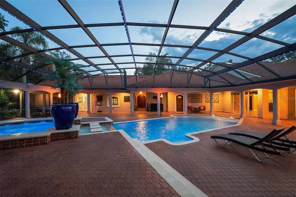For Sale: $1,690,000 (5 beds, 5 baths, 5825 Square Feet)