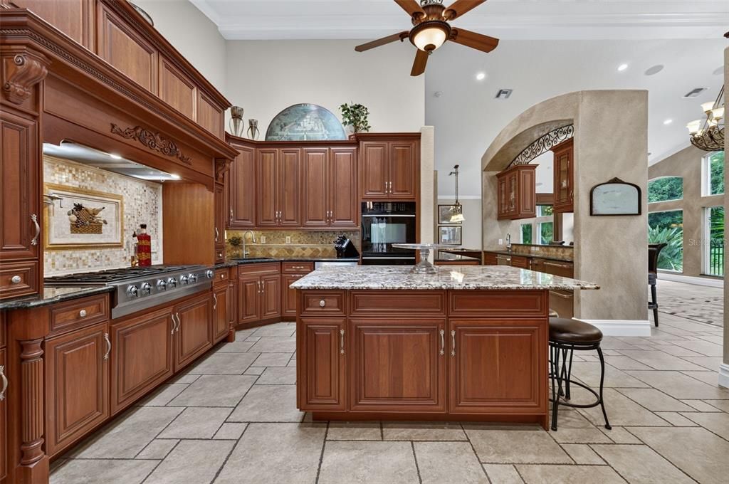 For Sale: $1,690,000 (5 beds, 5 baths, 5825 Square Feet)