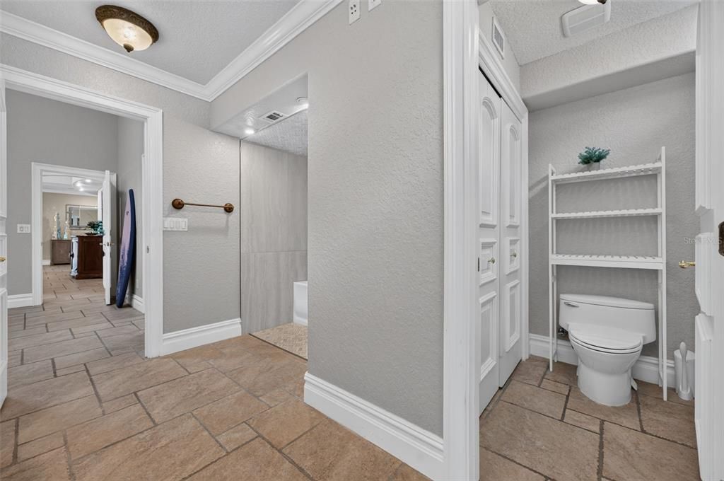 For Sale: $1,690,000 (5 beds, 5 baths, 5825 Square Feet)