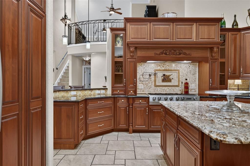 For Sale: $1,690,000 (5 beds, 5 baths, 5825 Square Feet)