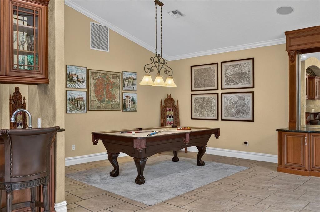 For Sale: $1,690,000 (5 beds, 5 baths, 5825 Square Feet)