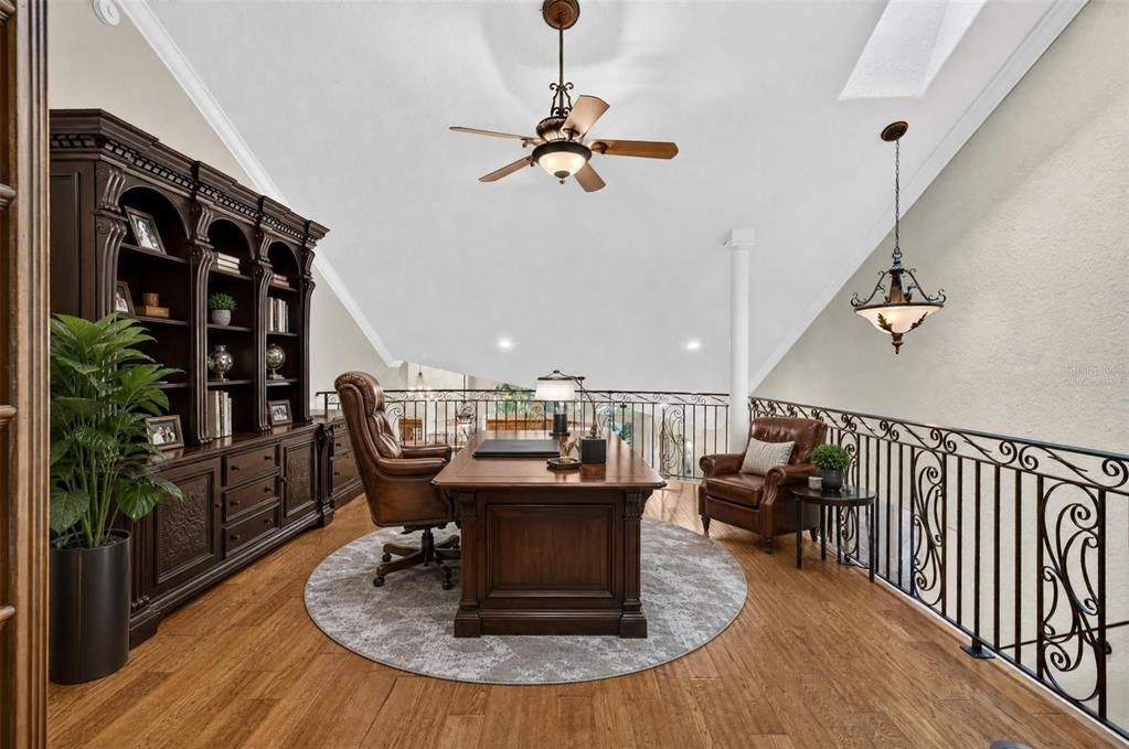 For Sale: $1,690,000 (5 beds, 5 baths, 5825 Square Feet)
