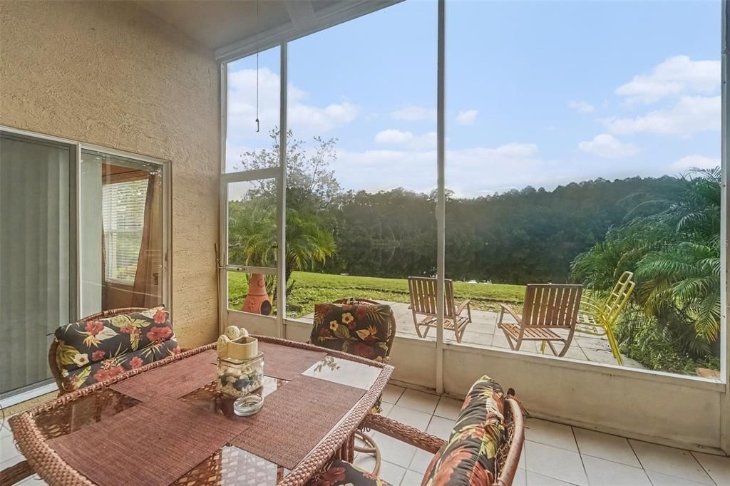 En Venta: $465,000 (4 camas, 2 baños, 1946 Pies cuadrados)