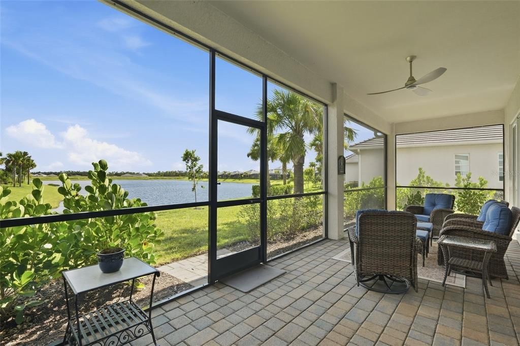 For Sale: $639,900 (3 beds, 3 baths, 2633 Square Feet)