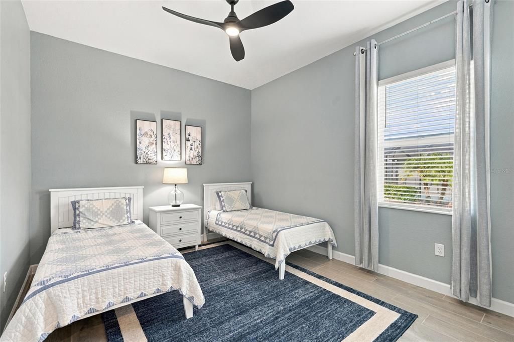 For Sale: $639,900 (3 beds, 3 baths, 2633 Square Feet)