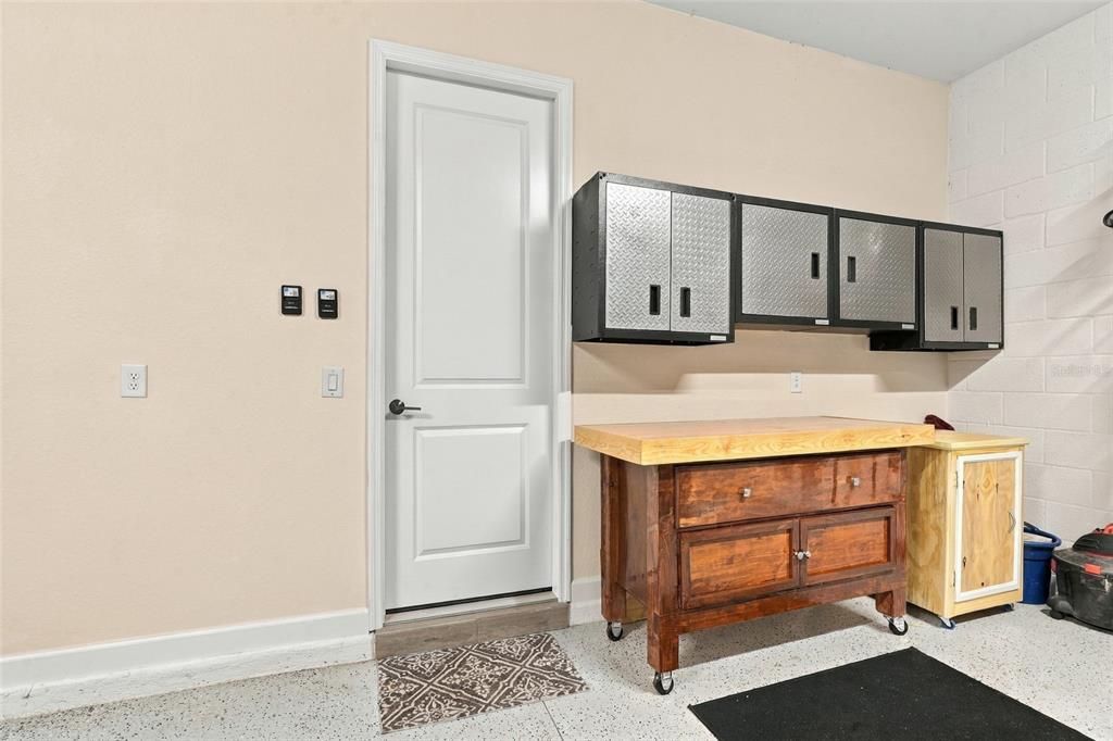For Sale: $639,900 (3 beds, 3 baths, 2633 Square Feet)