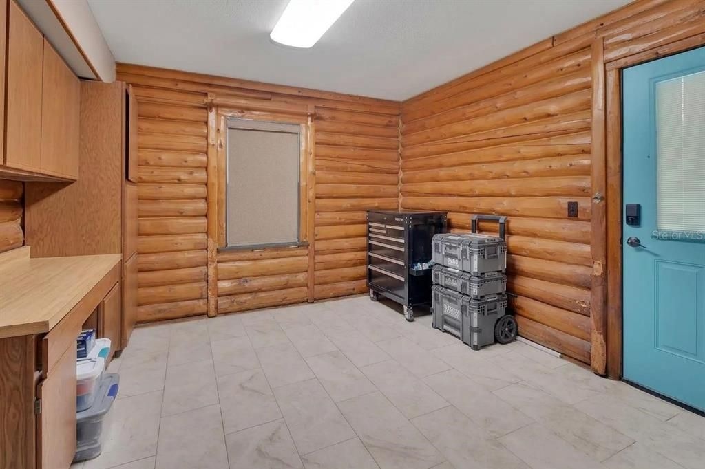 En Venta: $750,000 (4 camas, 3 baños, 2426 Pies cuadrados)