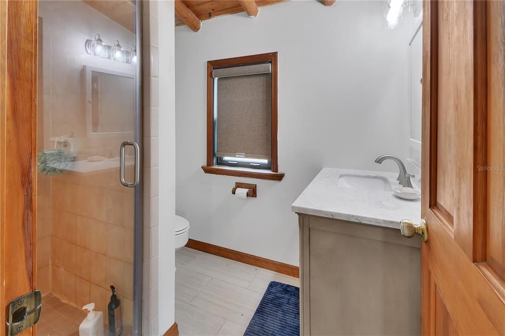 En Venta: $750,000 (4 camas, 3 baños, 2426 Pies cuadrados)