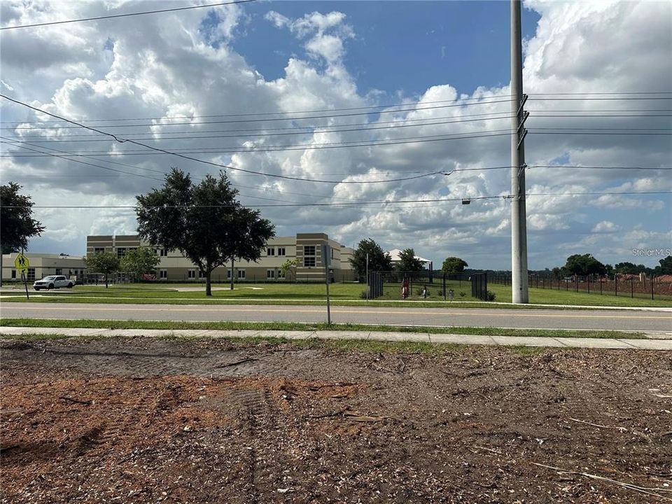 En Venta: $245,000 (0.45 acres)