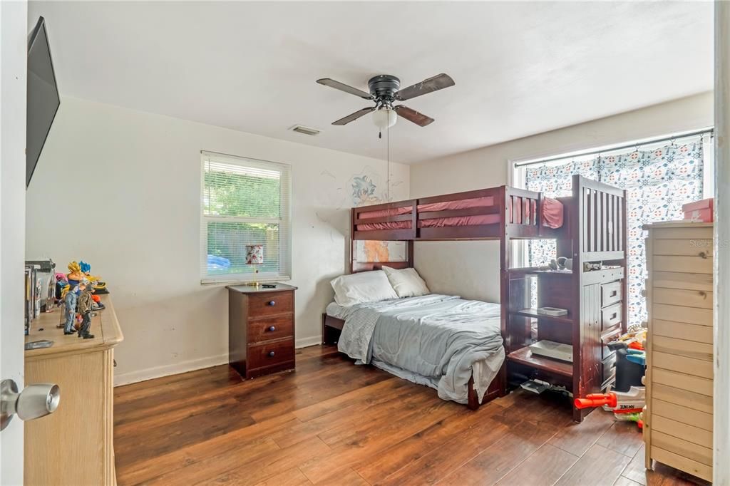 For Sale: $310,000 (3 beds, 2 baths, 1876 Square Feet)