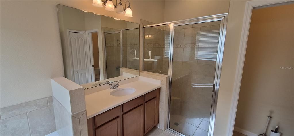 For Rent: $2,300 (2 beds, 2 baths, 1815 Square Feet)