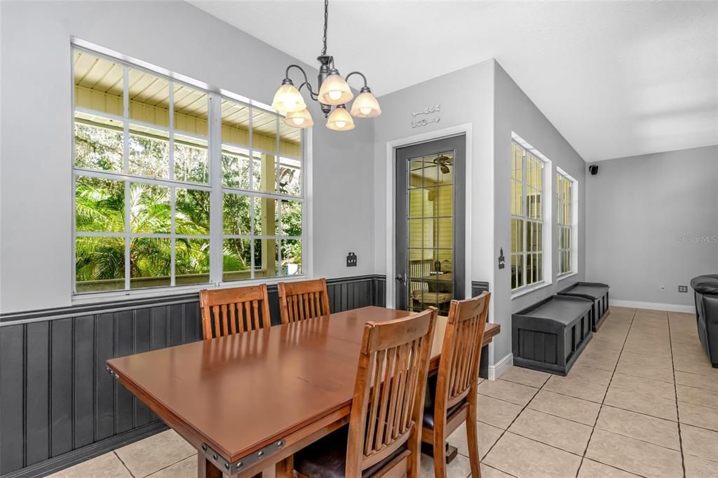 For Sale: $625,000 (3 beds, 2 baths, 2465 Square Feet)