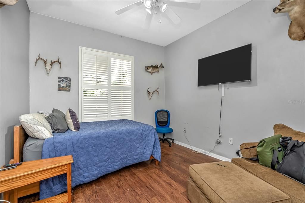 For Sale: $625,000 (3 beds, 2 baths, 2465 Square Feet)
