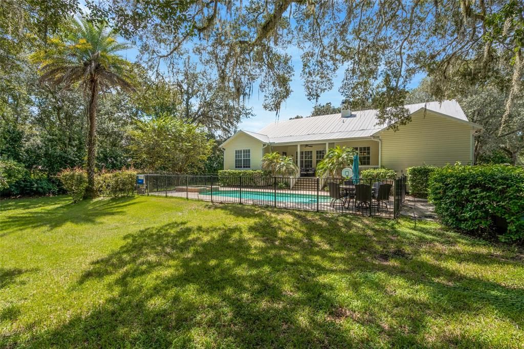 For Sale: $625,000 (3 beds, 2 baths, 2465 Square Feet)