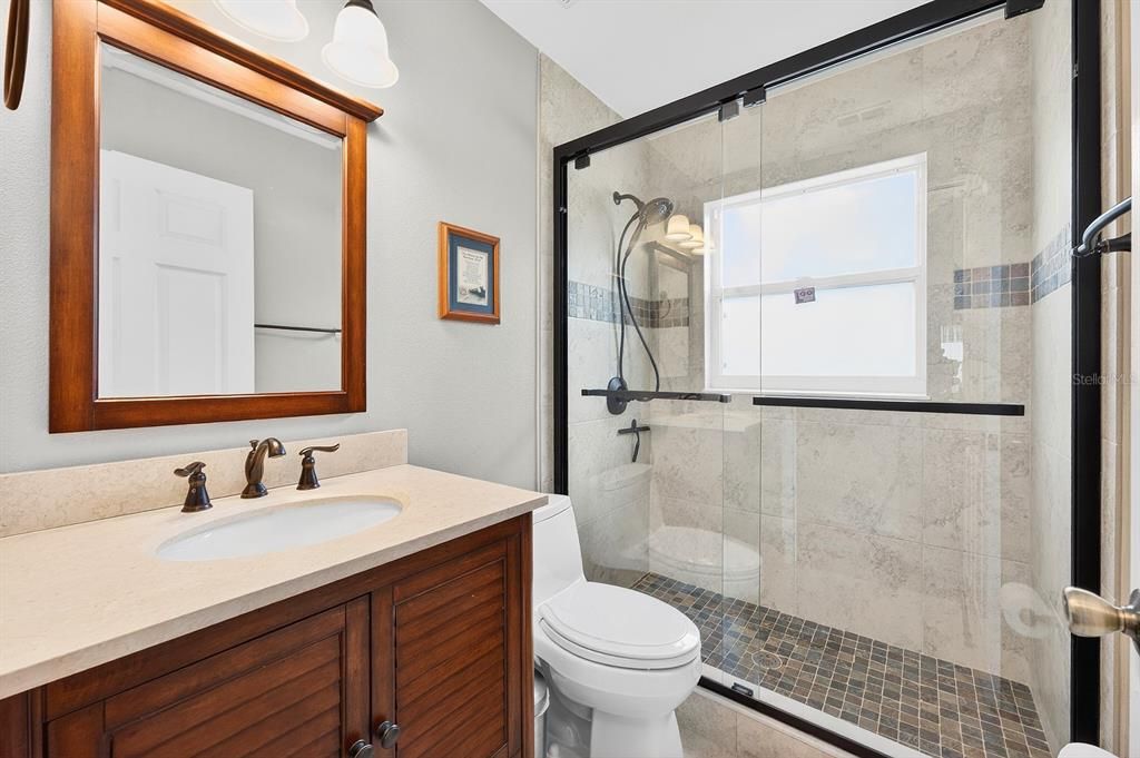 For Sale: $389,000 (3 beds, 2 baths, 1414 Square Feet)