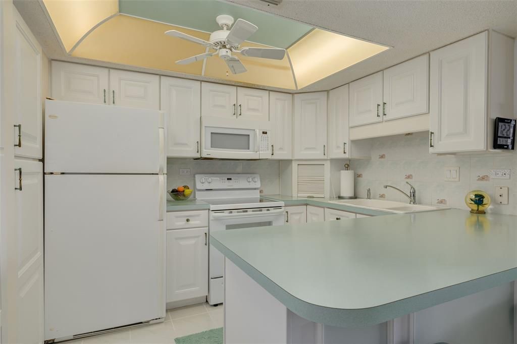 En Venta: $275,000 (2 camas, 2 baños, 1308 Pies cuadrados)