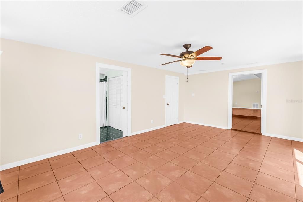 En Venta: $499,900 (4 camas, 2 baños, 1777 Pies cuadrados)