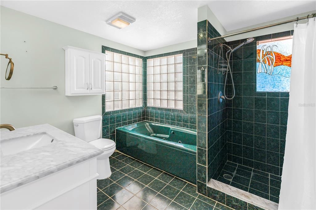 En Venta: $499,900 (4 camas, 2 baños, 1777 Pies cuadrados)