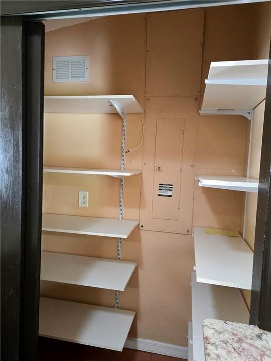 En Venta: $499,900 (4 camas, 2 baños, 1777 Pies cuadrados)