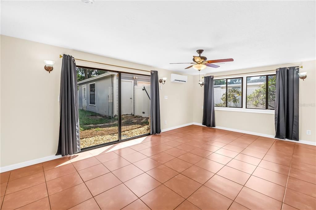 En Venta: $499,900 (4 camas, 2 baños, 1777 Pies cuadrados)