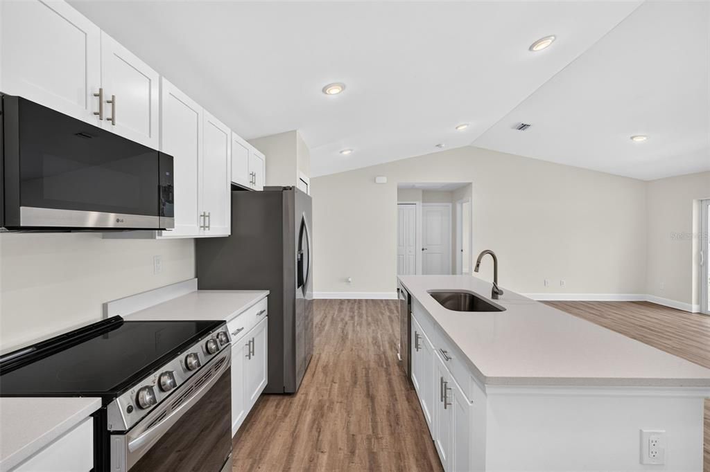 En Venta: $279,900 (3 camas, 2 baños, 1313 Pies cuadrados)