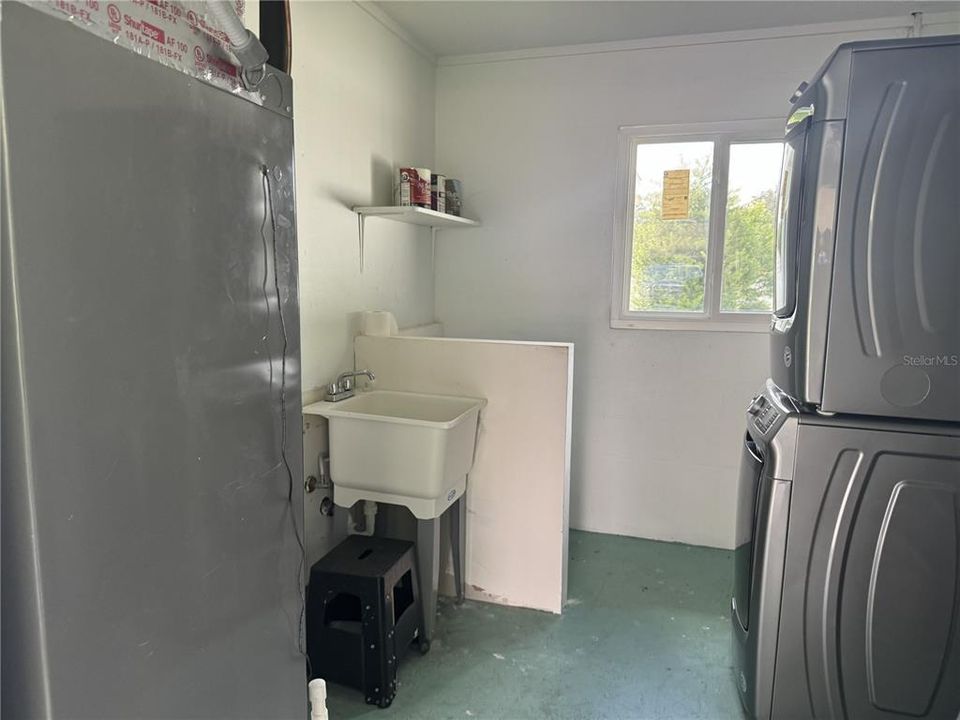На продажу: $179,000 (2 спален, 1 ванн, 1111 Квадратных фут)