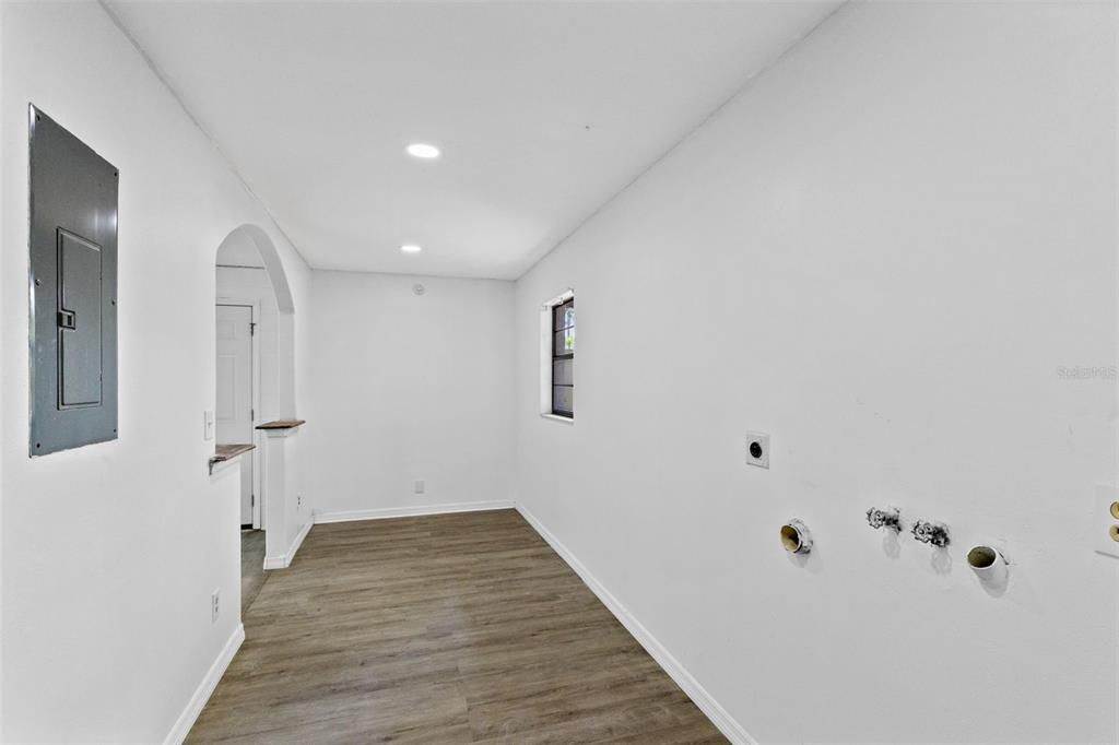 For Sale: $423,000 (3 beds, 2 baths, 1380 Square Feet)