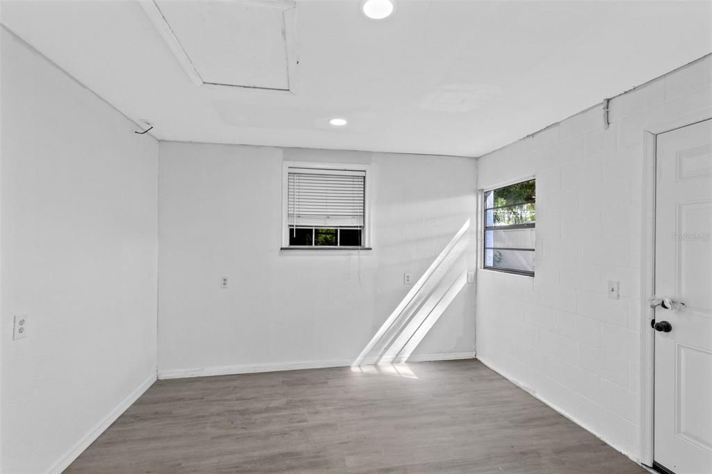For Sale: $423,000 (3 beds, 2 baths, 1380 Square Feet)