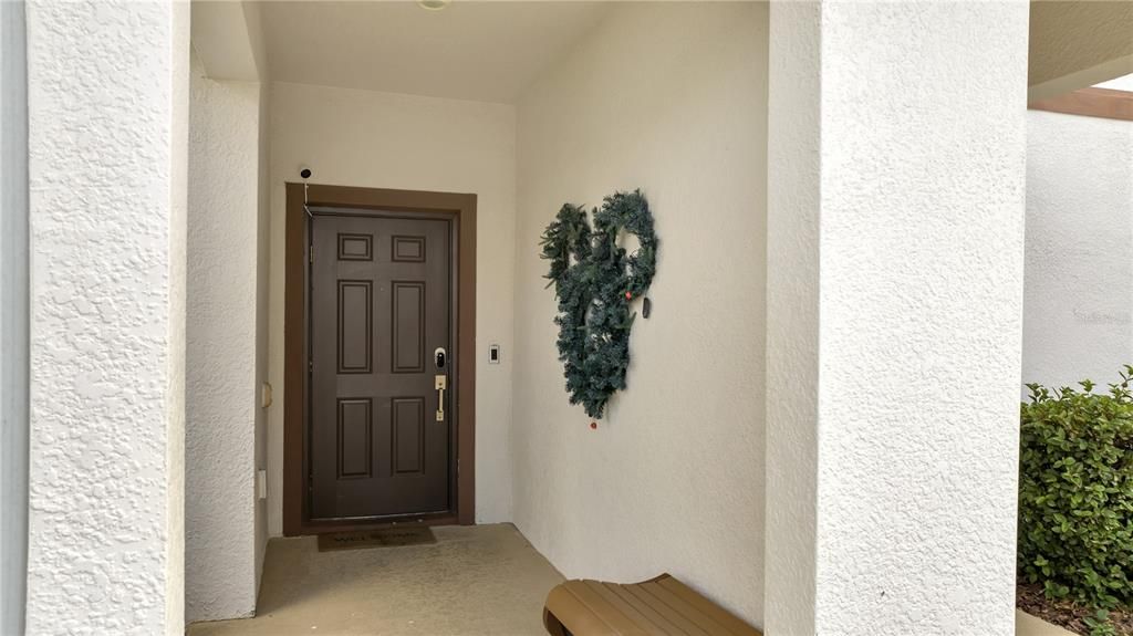For Sale: $370,000 (4 beds, 3 baths, 1902 Square Feet)
