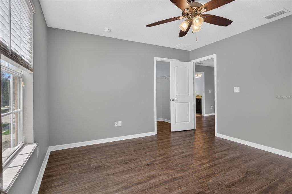For Sale: $609,900 (4 beds, 3 baths, 3436 Square Feet)