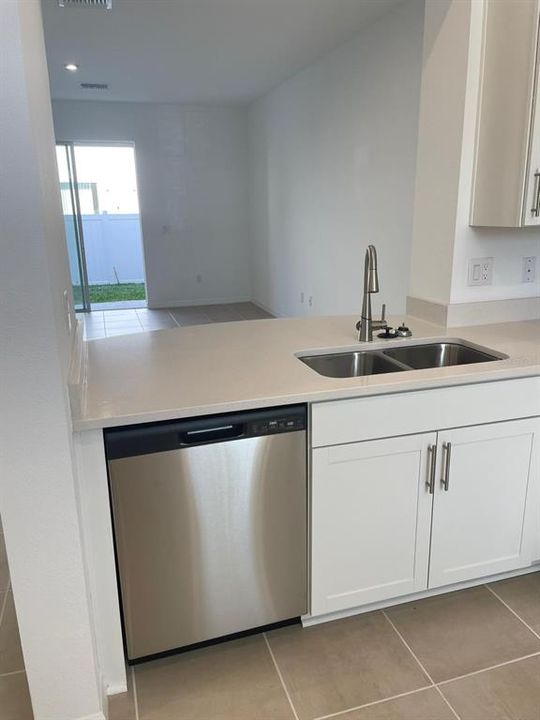 For Rent: $1,890 (2 beds, 2 baths, 1120 Square Feet)