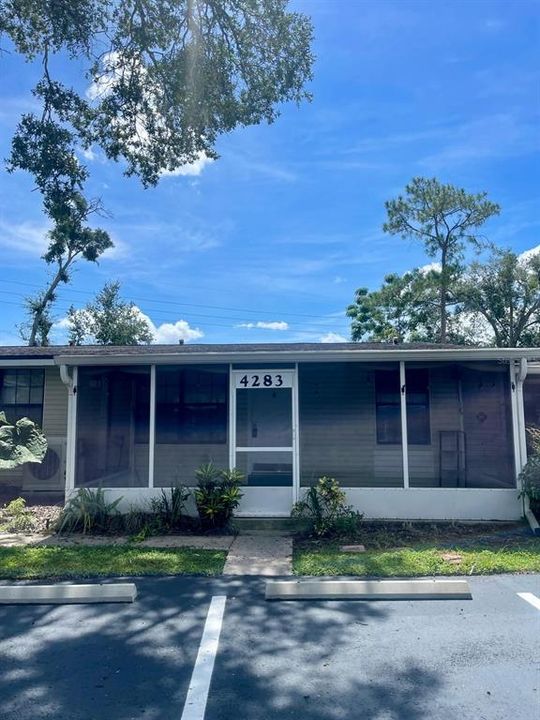 En Venta: $184,990 (2 camas, 2 baños, 828 Pies cuadrados)