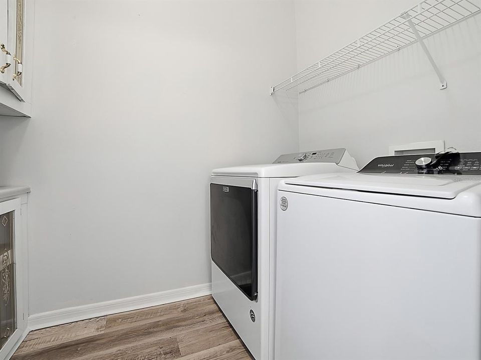 En Venta: $299,900 (2 camas, 2 baños, 1865 Pies cuadrados)